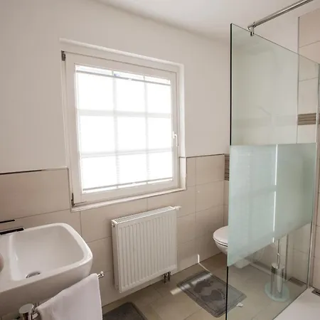 Hinter Der Duene Πανσιόν 3*